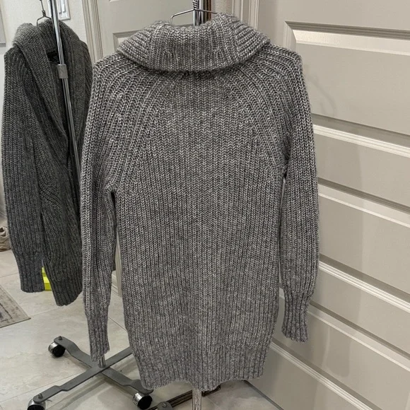 Banana Republic Gray Long Knit Cardigan Grandpa Sweater EUC S - Picture 6 of 8